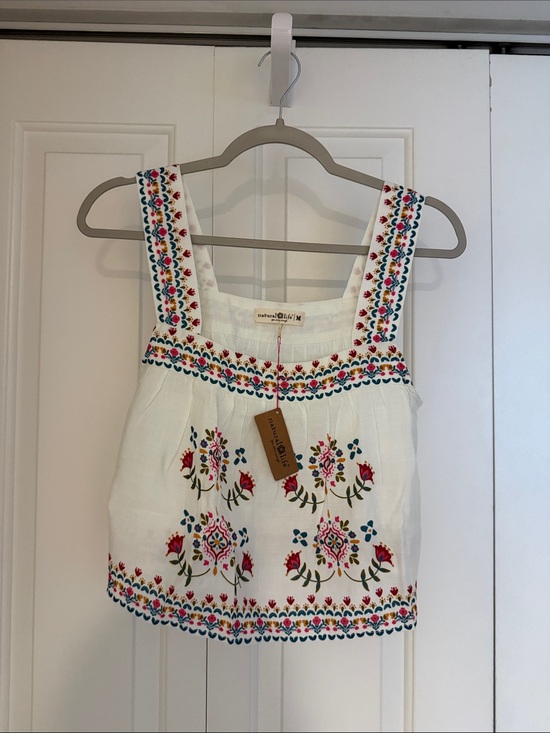 NATURAL LIFE Tops - NATURAL LIFE Cece White Cropped Floral Tank - New With Tags - Medium